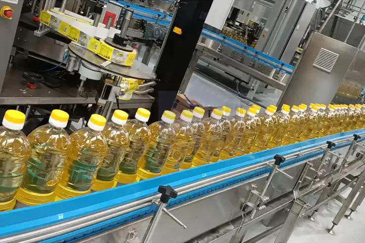 Fabricantes de máquinas de llenado de aceite en China